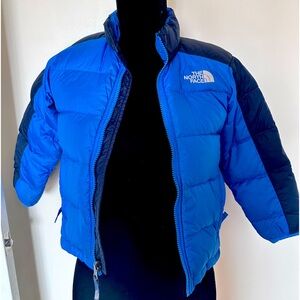 Like New, Toddler Boys  North Face winter jacket. Royal blue/navy blue. Size 6